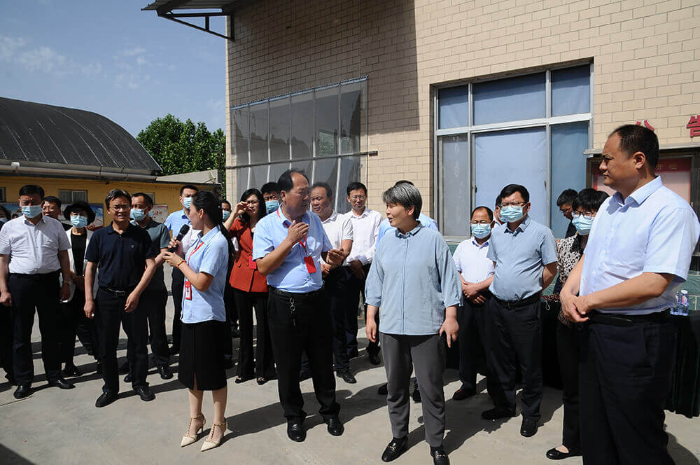 甘肅省東鄉(xiāng)縣考察團來玖久同心參觀考察